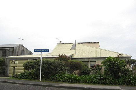 Photo of property in 55 Messenger Terrace, Oakura, 4314