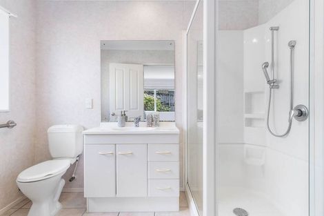 Photo of property in 93 Westerham Drive, Dannemora, Auckland, 2016