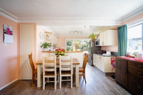 Photo of property in 9 Glen Road, Mornington, Dunedin, 9011