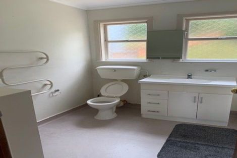 Photo of property in 662a Beach Road, Browns Bay, Auckland, 0630