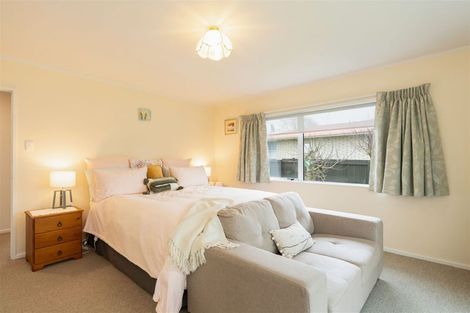 Photo of property in 123b Bartholomew Road, Levin, 5510