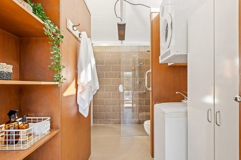 Photo of property in 21a Laurence Street, Manly, Whangaparaoa, 0930
