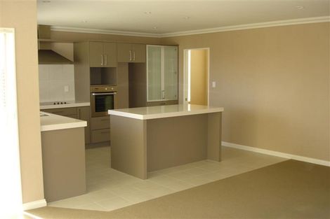 Photo of property in 27 Topland Drive, Flat Bush, Auckland, 2019