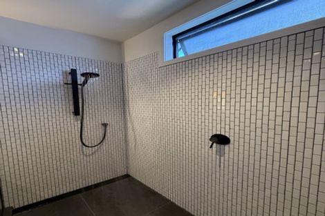 Photo of property in 31 Oakpark Place, West Harbour, Auckland, 0618