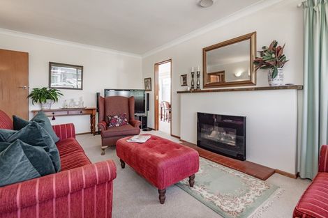 Photo of property in 106 Warwick Road, Mayfair, Hastings, 4122