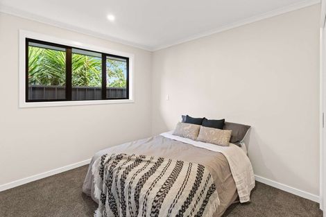 Photo of property in 17a Queenwood Road, Levin, 5510