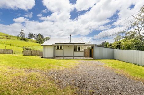 Photo of property in 782 Mountain Road, Lepperton, Inglewood, 4389