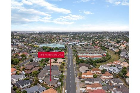 Photo of property in 2/116 Meadowland Drive, Somerville, Auckland, 2014
