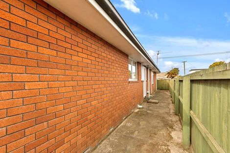 Photo of property in 1/127 Gilberthorpes Road, Hei Hei, Christchurch, 8042