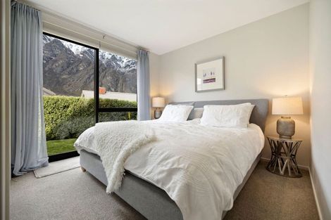 Photo of property in 27 Glenfiddich Road, Jacks Point, Queenstown, 9371