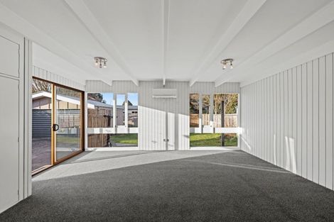 Photo of property in 26 Liverton Crescent, Bishopdale, Christchurch, 8053