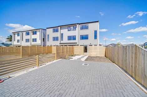 Photo of property in 19 Auranga Drive, Karaka, Papakura, 2113