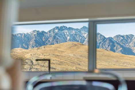 Photo of property in 2/11 Gum Lane, Queenstown, 9300