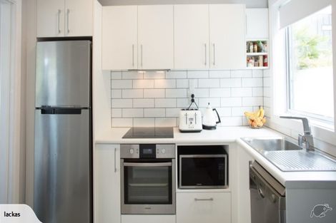 Photo of property in 4/92 Office Road, Merivale, Christchurch, 8014