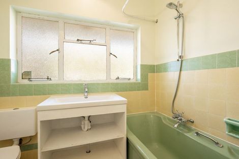 Photo of property in 16 Avon Terrace, The Wood, Nelson, 7010