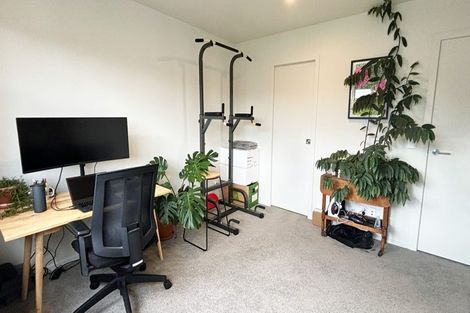 Photo of property in 2/35 Sladden Street, Naenae, Lower Hutt, 5011