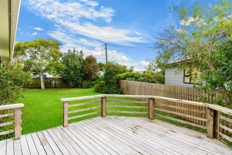 Photo of property in 10 Ferry Road, Waipu, 0510