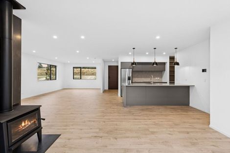 Photo of property in 6 Lake Mckay Drive, Luggate, 9382