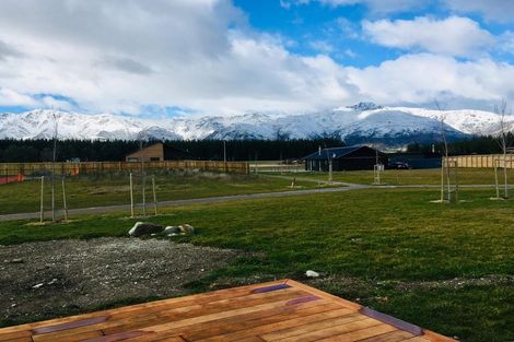 Photo of property in 13 Pennycook Place, Lake Hawea, 9382