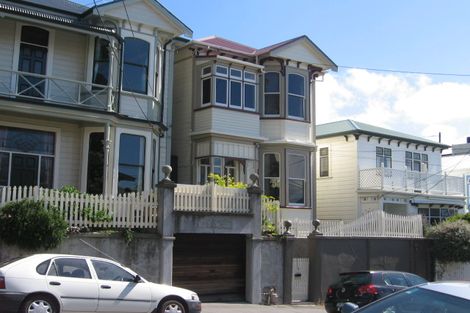 Photo of property in 54 Majoribanks Street, Mount Victoria, Wellington, 6011