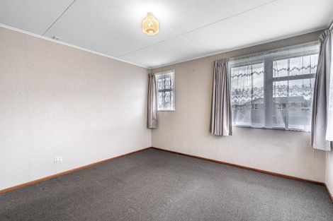 Photo of property in 17 Sword Street, Gore, 9710