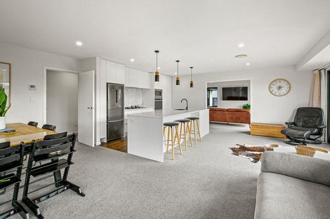 Photo of property in 7 Terli Way, Glen Avon, New Plymouth, 4312