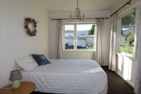 Photo of property in 74 Church Street, Reefton, 7830