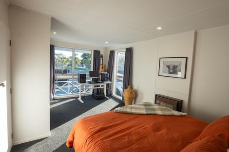 Photo of property in 11 Amberley Avenue, Westbrook, Palmerston North, 4412