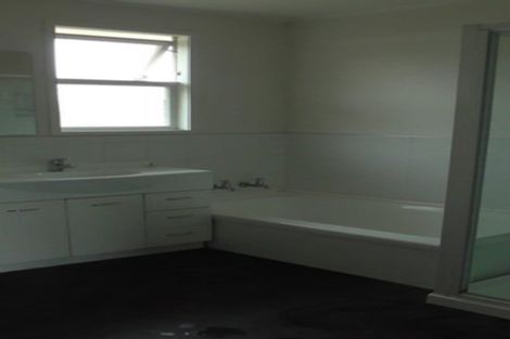 Photo of property in 9 Hardie Grove, Featherston, 5710