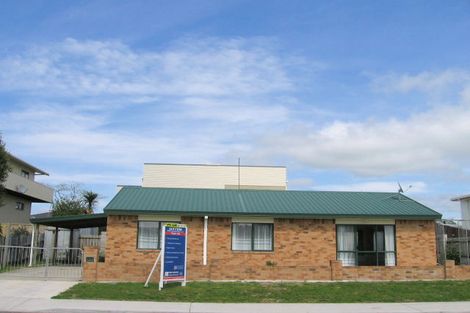 Photo of property in 1334a Papamoa Beach Road, Papamoa Beach, Papamoa, 3118