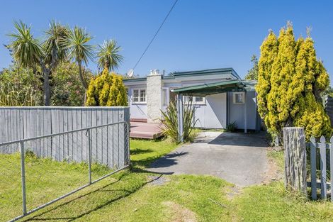 Photo of property in 2 Chaffey Street, Foxton Beach, Foxton, 4815