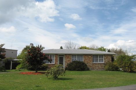 Photo of property in 8 Tirita Street, Kawaha Point, Rotorua, 3010