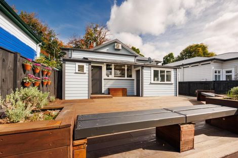 Photo of property in 97 Victoria Avenue, Palmerston North, 4410