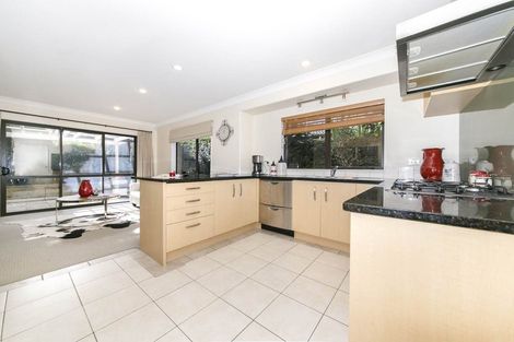 Photo of property in 20 Coachman Drive, Flat Bush, Auckland, 2016