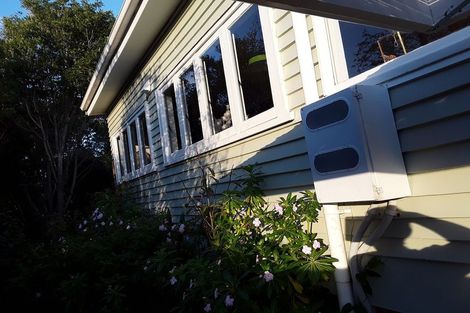 Photo of property in 1/22 Neptune Avenue, Beach Haven, Auckland, 0626