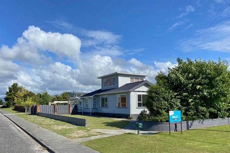 Photo of property in 142 Livingstone Street, Hokitika, 7810