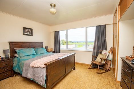 Photo of property in 104 Pipiroa Road, Ngatea, 3503