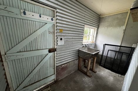 Photo of property in 8 Mahoe Street, Otaki Beach, Otaki, 5512