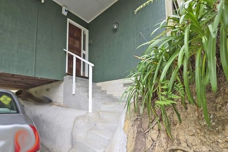 Photo of property in 27 Burns Road, Hospital Hill, Napier, 4110