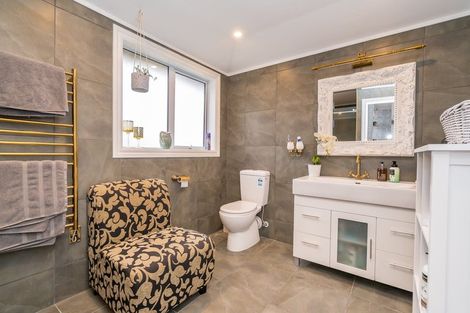 Photo of property in 62 Walter Street, The Glen, Dunedin, 9011