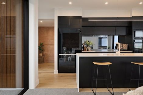 Photo of property in 6 Florence Close, Queenstown Hill, Queenstown, 9300