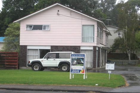 Photo of property in 1/55 Ellice Road, Totara Vale, Auckland, 0629