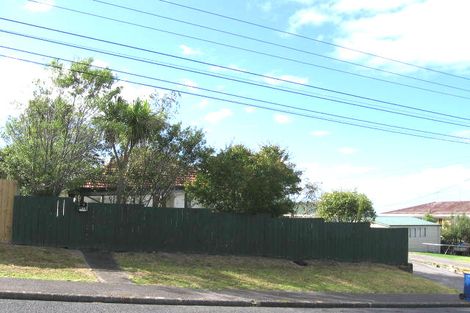 Photo of property in 2/42 Verran Road, Birkdale, Auckland, 0626