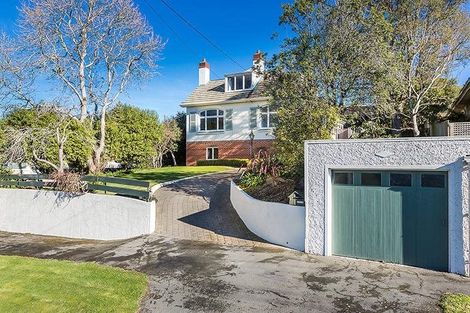 Photo of property in 16 Lawson Street, Roslyn, Dunedin, 9011