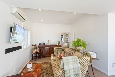 Photo of property in 86 Ames Street, Paekakariki, 5034
