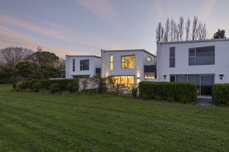 Photo of property in 15 Seager Lane, Hillmorton, Christchurch, 8024
