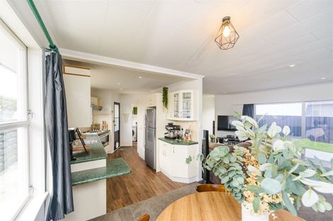 Photo of property in 22 Rhodes Drive, Kelvin Grove, Palmerston North, 4414