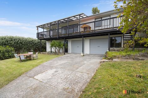 Photo of property in 2 Nathan Place, Athenree, Katikati, 3177