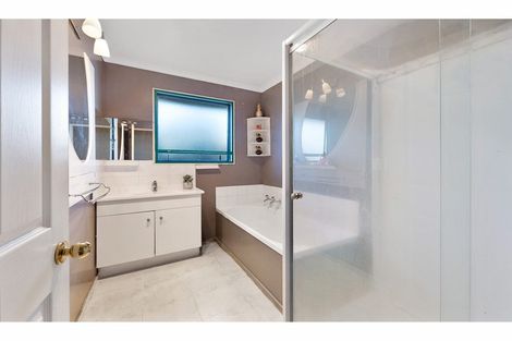 Photo of property in 77b Marne Road, Papakura, 2110