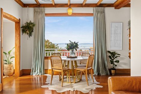 Photo of property in 3 Cobden Lane, Bluff Hill, Napier, 4110